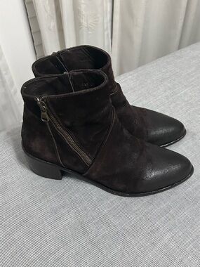 Ron White Lucia Antiqued Distressed Suede Boot Brown Womens 39.5
